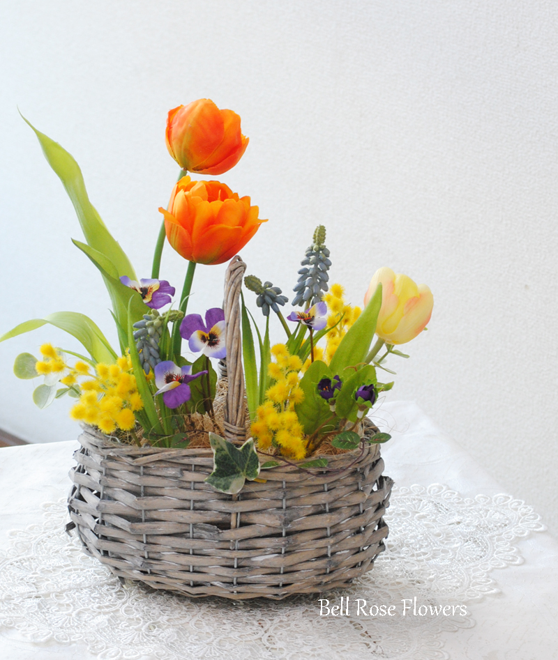 春のアレンジメントレッスン（チューリップの寄せ植え風）